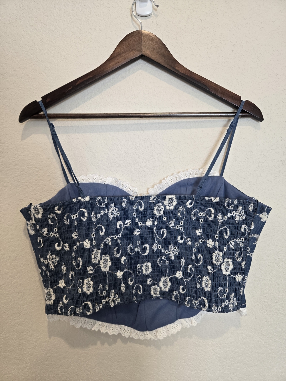 Boot Barn Blue Floral Embroidered Lace-Trim Strapless Top - Picture 2 of 4